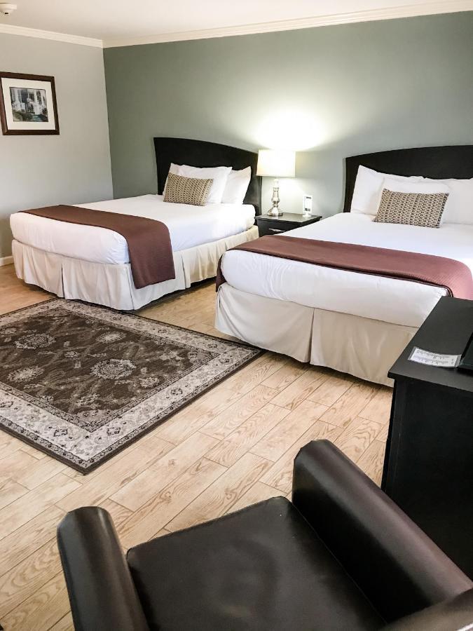 The Dahlonega Square Hotel & Villas Екстер'єр фото